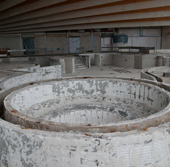 Blick auf den Rohbau eines Whirlpools
